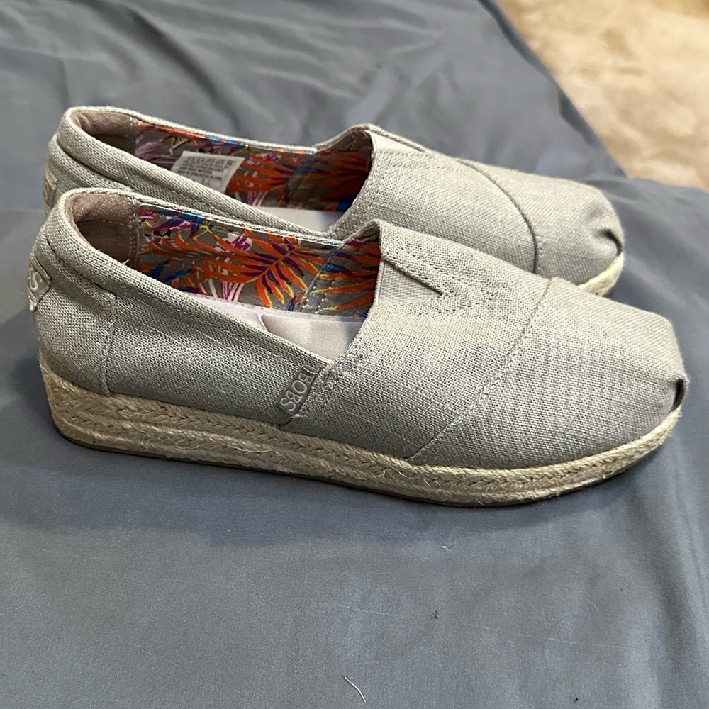 Bobs wedge size 7.5 NWOB